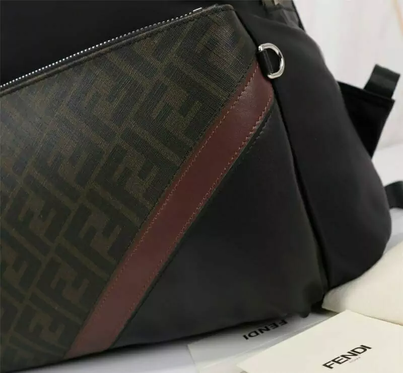 fendi aaa qualite sac a dos  s_10115601